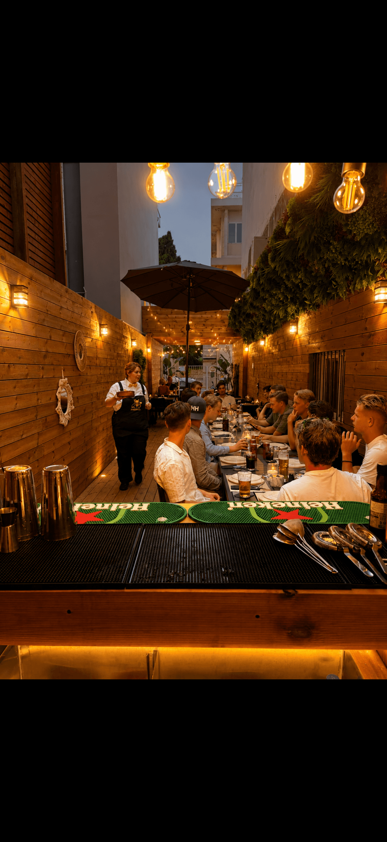 Aromatic sharing platters